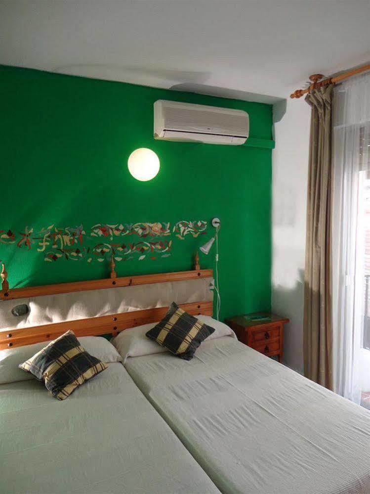 Hostal Altamar Almuñécar Zewnętrze zdjęcie