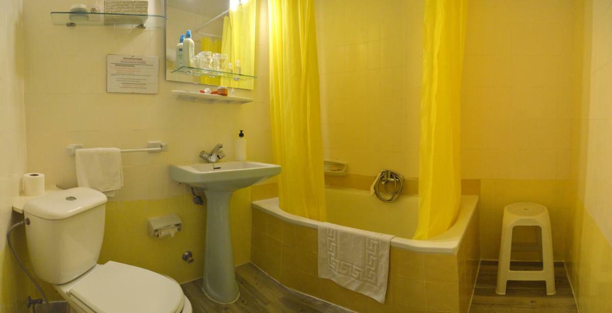 Hostal Altamar Almuñécar Zewnętrze zdjęcie